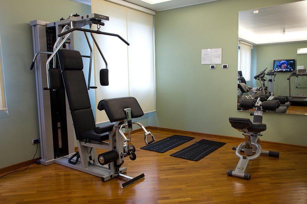 Hotel Sporting Cologno Cologno Monzese Exterior foto